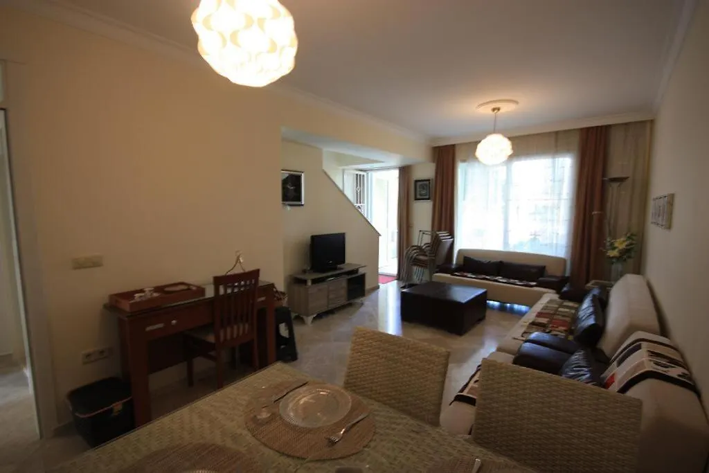 Nearby The Sea With Pool Triplex Villa Fethiye 0*,