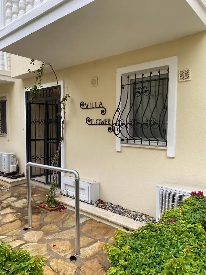 Nearby The Sea With Pool Triplex Villa Fethiye